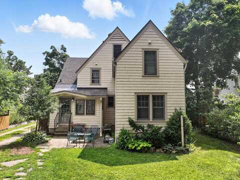 198 Home Avenue, Burlington, VT 05403