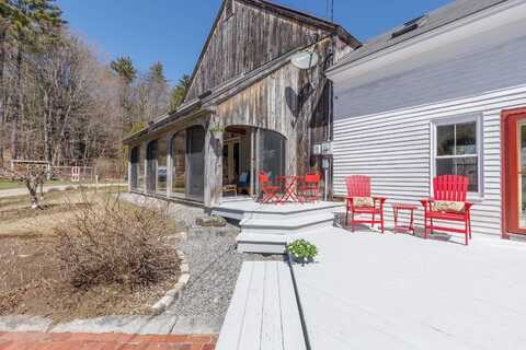 17 Old Jaffrey Road, Peterborough, NH 03458