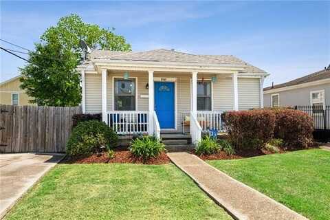 5737 WILDAIR Drive, New Orleans, LA 70122