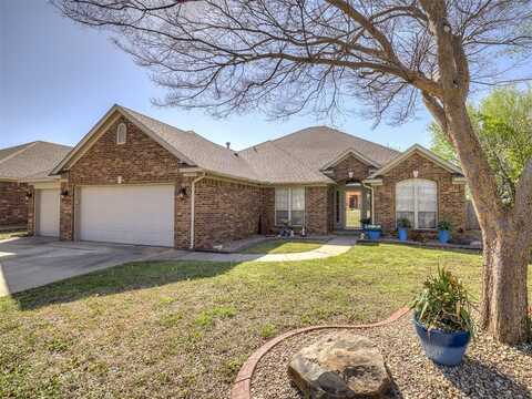 2036 SW 33rd Street, Moore, OK 73170