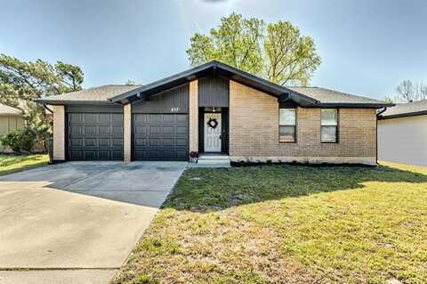 817 Branchwood Court, Norman, OK 73072