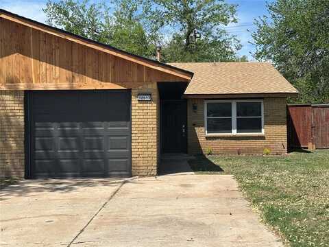 12517 SW 2nd Street, Yukon, OK 73099