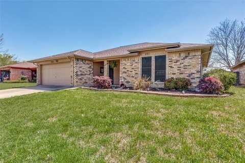 6361 Hunters Glen Drive, Watauga, TX 76148
