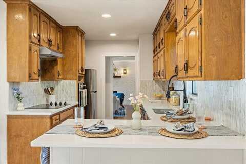 201 E 3rd Street, Weatherford, TX 76086