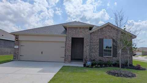 1000 TRACTION Trail, Cleburne, TX 76031