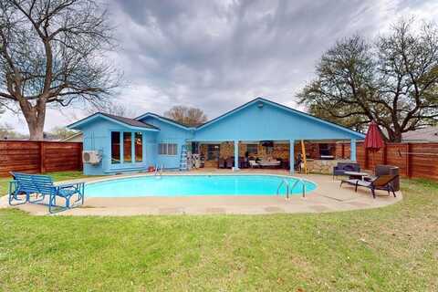 3213 Spring Valley Drive, Bedford, TX 76021