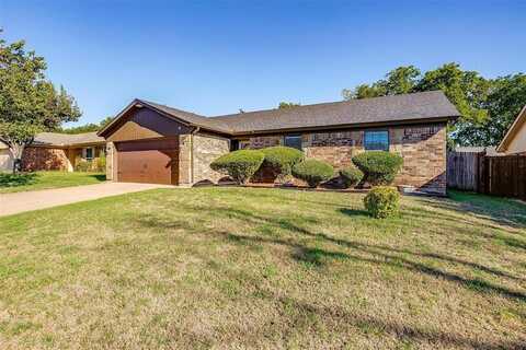1300 Steinburg Lane, Fort Worth, TX 76134