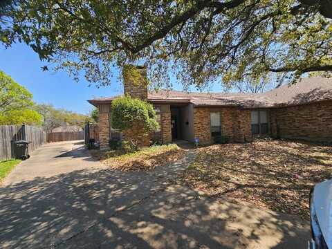 4513 Altamesa Boulevard, Fort Worth, TX 76133
