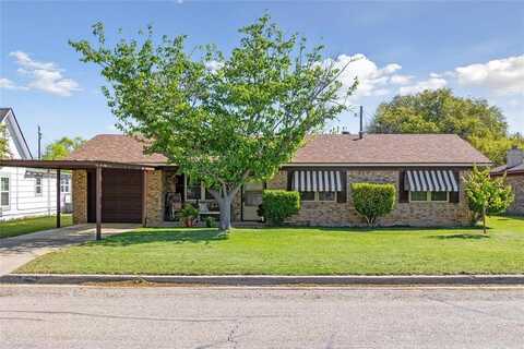 3618 3rd Street, Brownwood, TX 76801