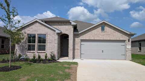 1013 TRACTION Trail, Cleburne, TX 76031