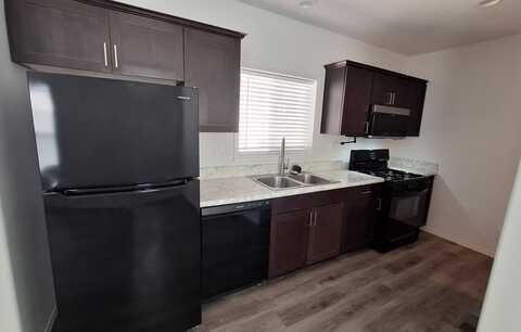 1 Vista Del Rio, Belen, NM 87002