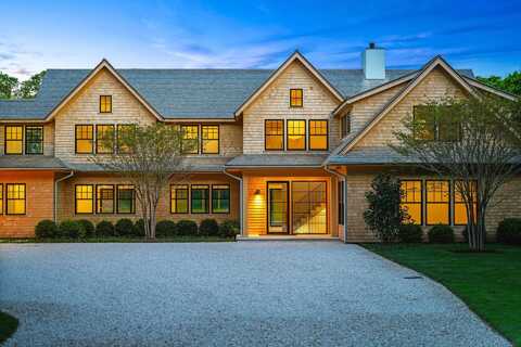 140 Accabonac Rd, East Hampton, NY 11937