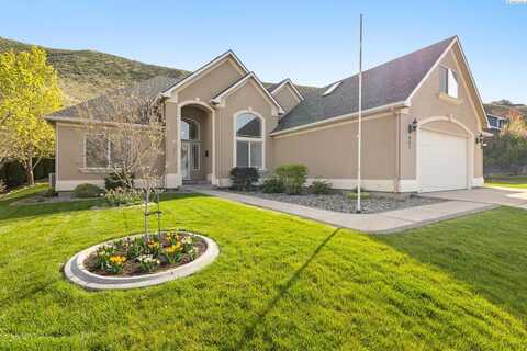 931 Clermont Dr, Richland, WA 99352