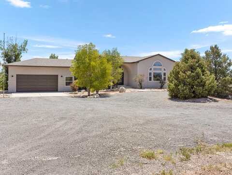 704 Chimazo Dr, Pueblo West, CO 81019