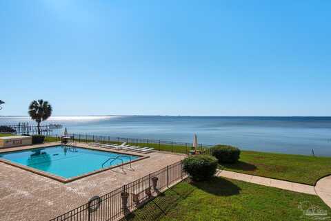 615 Bayshore Dr, Pensacola, FL 32507