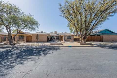 2411 Castleford Rd, Midland, TX 79705
