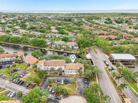 6301 NEWTOWN CIRCLE, TAMPA, FL 33615