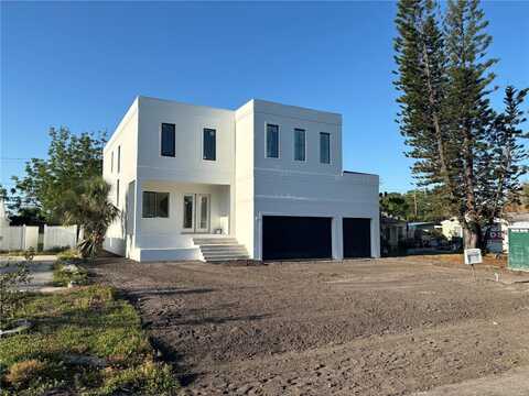 4716 W LAWN AVENUE, TAMPA, FL 33611