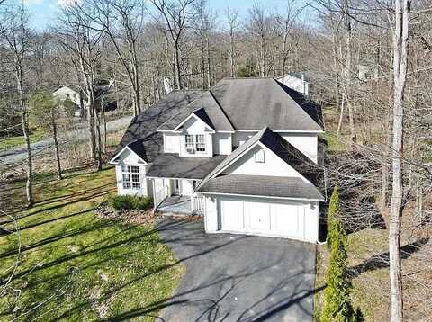 1005 Salamanca Drive Drive, Tobyhanna, PA 18466