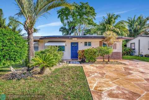 7011 SW 19th St, North Lauderdale, FL 33068