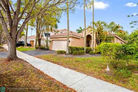 1071 Bluewood Ter, Weston, FL 33327