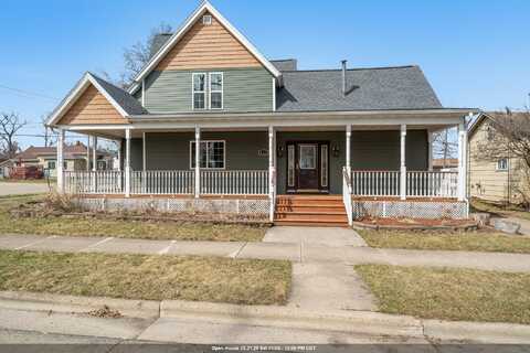 131 MADISON Avenue, OMRO, WI 54963