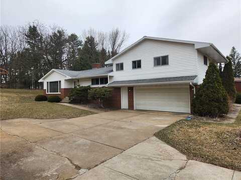 420 N 9th Street, Black River Falls, WI 54615
