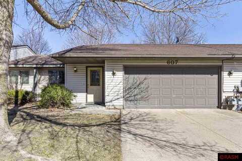 607 E Welco Drive, Montgomery, MN 56069