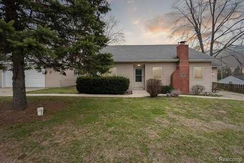 8650 LAKEVIEW Boulevard, Clarkston, MI 48348