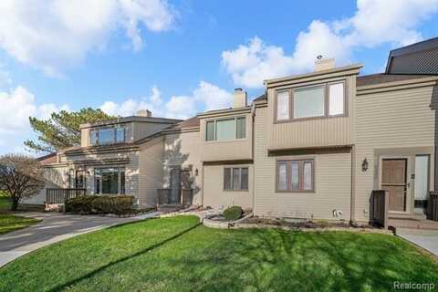 6332 LAURENTIAN Court, Flint, MI 48532