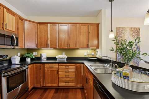 3251 Louisiana Avenue S, Saint Louis Park, MN 55426