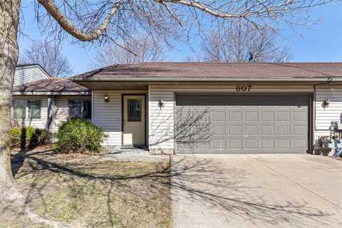 607 E Welco Drive, Montgomery, MN 56069