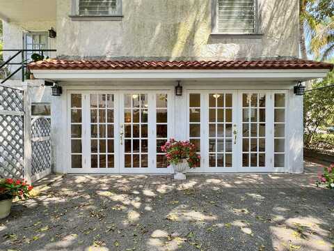 336 Monroe Drive, West Palm Beach, FL 33405