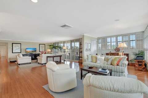 227 Brazilian Avenue, Palm Beach, FL 33480