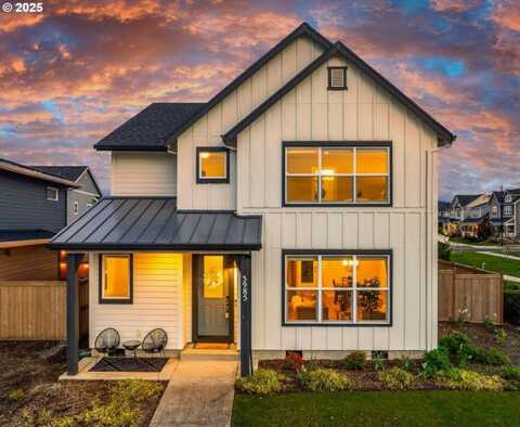 3985 SE LOSTINE LN, Hillsboro, OR 97123