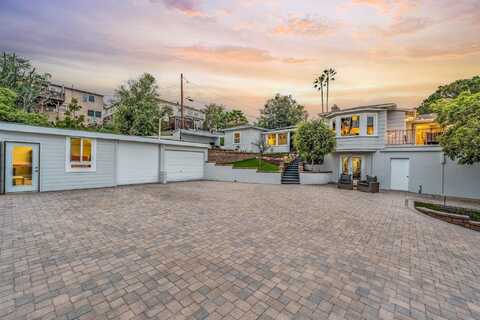 8535 Hillcrest Ave, La Mesa, CA 91941