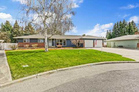 10310 N Kamiah Ct, Spokane, WA 99208