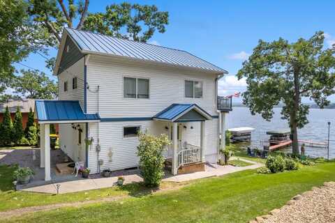 E13609 Idlewild Road, Merrimac, WI 53561
