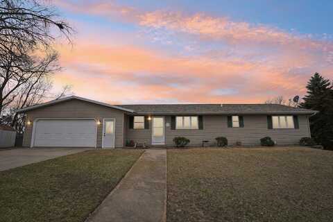 W7797 Summit Drive, Pardeeville, WI 53954