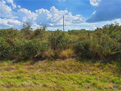 476-480 St Charles Loop E, Rockport, TX 78382