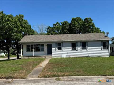 702 E Rosebud Avenue, Victoria, TX 77901