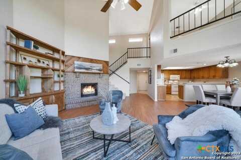 1043 Barbara Drive, Canyon Lake, TX 78133