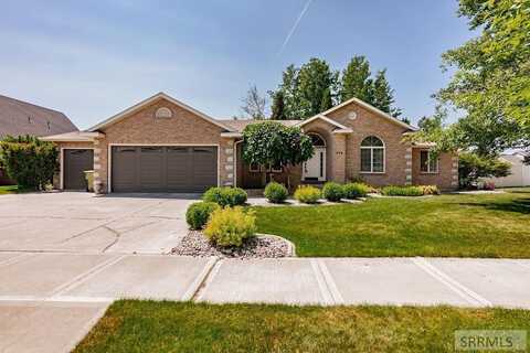 208 E Woodhaven Lane, Idaho Falls, ID 83404