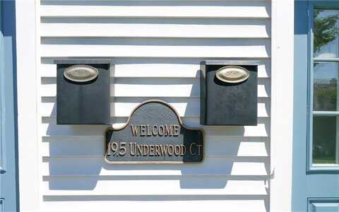 19 Underwood Court, Newport, RI 02840