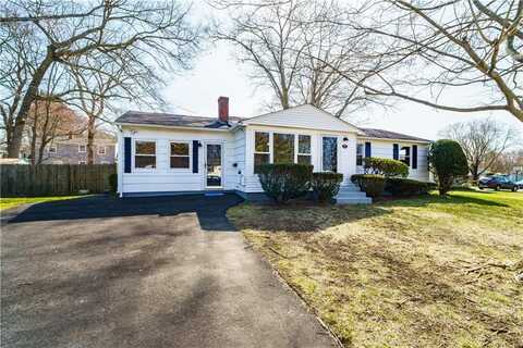 112 Brookwood Road, Warwick, RI 02889
