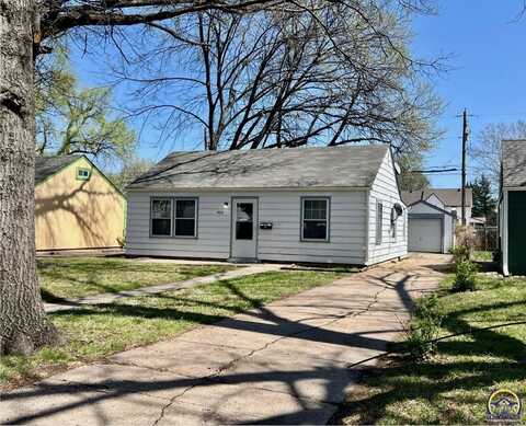 404 NE Green ST, Topeka, KS 66616