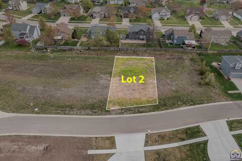 2632 SW Sherwood Park DR, Topeka, KS 66614