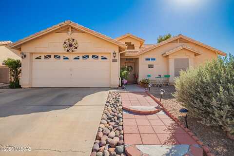 9252 E Wild Wash Drive, Tucson, AZ 85747