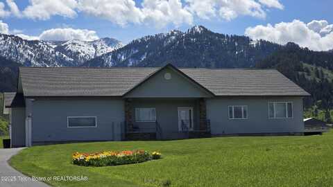 872 SADDLE Drive, Etna, WY 83118