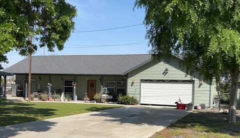 379 S Oakmore Street, Tulare, CA 93274